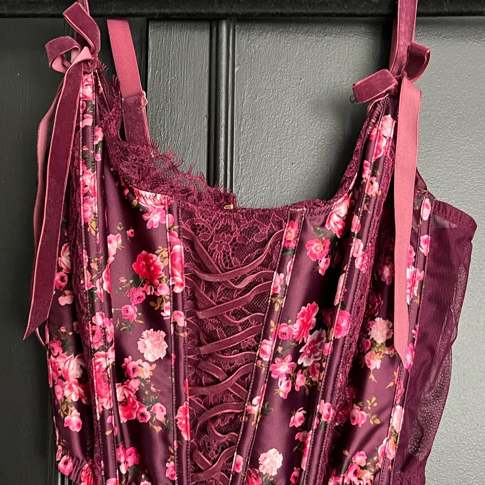 Floral Lace Corset Top